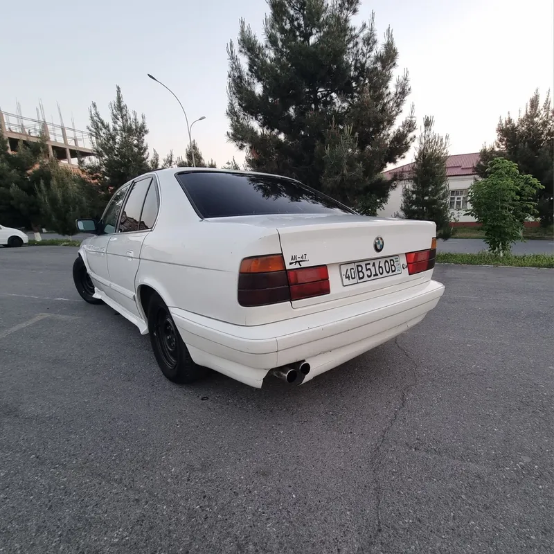 BMW E34 3.0 | Легенда | Живая | Срочно — фото 1