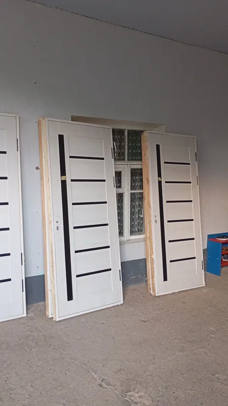 Eshik sotiladi ruchkasi hama kamplekti bilan 3