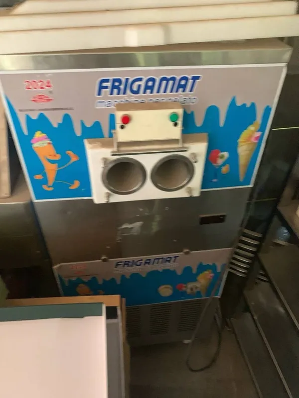 Freezer aparat 380v ishlidigan originali 1