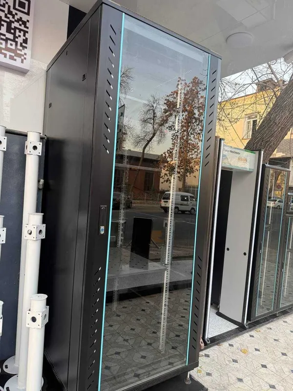 Serverniy shkaf серверный шкаф
