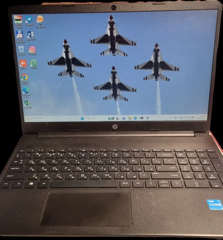 HP Notbook 15 . 1