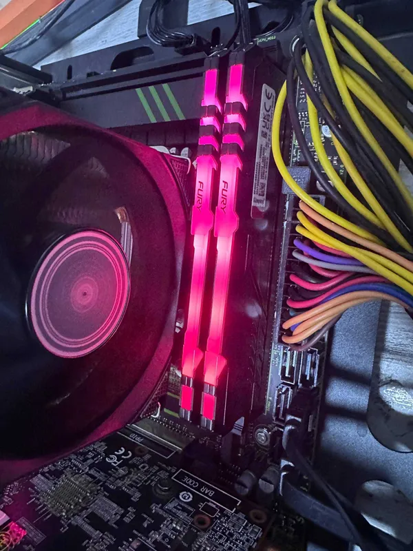 Серверная пaмять DDR3 8Gb 1600Mhz Мiсrоn ЕСC — фото 2