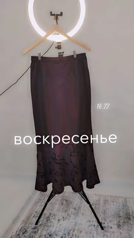 Элегантный костюм тройка в баклажановом цвете 2