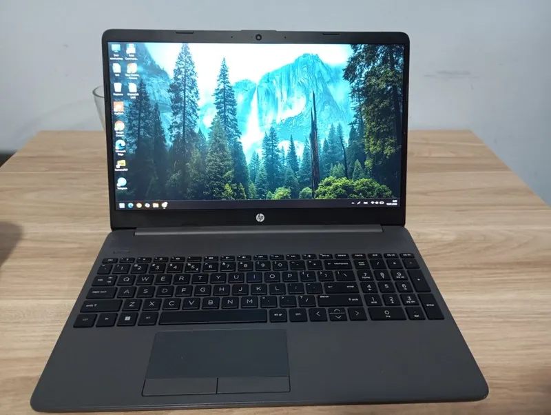 HP 255 G8 | Ryzen 5 5500U | 8GB RAM | Windows 11 | Holati a'lo 3 HP 255 G8 | Ryzen 5 5500U | 8GB RAM | Windows 11 | Holati a'lo 3