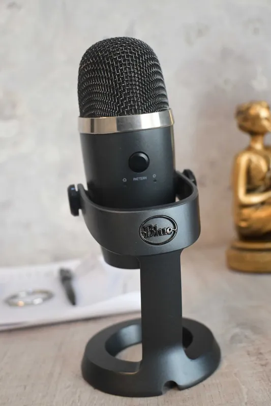 Микрофон Blue Yeti Nano 3