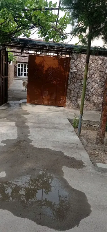 Mirabad tumanida sotiladigan uy, 5 xonali 3 Mirabad tumanida sotiladigan uy, 5 xonali 3