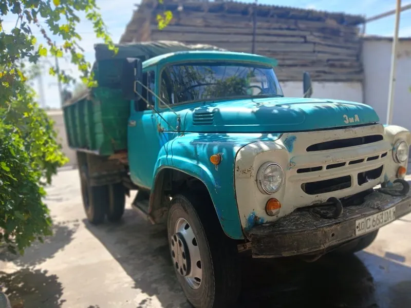 Zil samasval sotiladi 1988 yil ural mator rama butun naxadu 1