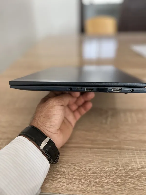 Asus Vivobook X1504VAdasturlash, dizayn, aI uchun ideal — фото 4