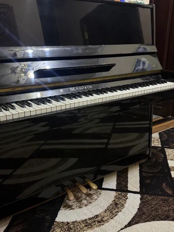 Pianino sotiladi 3 ped  5 million   +998972959895