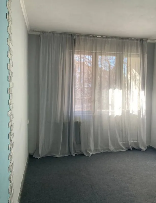 Аренда 1/2/4 болкон 1.5 ×3, 28м2 ТТЗ 1 ор-р АТС. — фото 3 Аренда 1/2/4 болкон 1.5 ×3, 28м2 ТТЗ 1 ор-р АТС. — фото 3