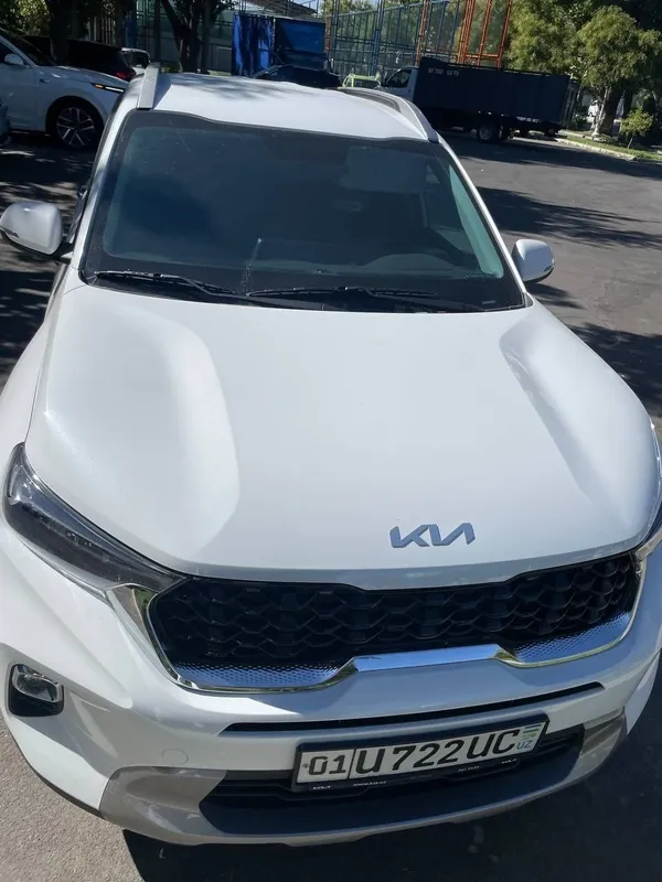 Киа Сонет, 2-я позиция, автомат, без люка 1 Киа Сонет, 2-я позиция, автомат, без люка 1