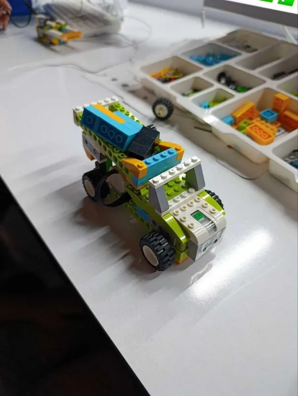 Wedo 2.0 5yoshdan 12yoshgacha bo'lgan bolalar uchun konstruktor 5