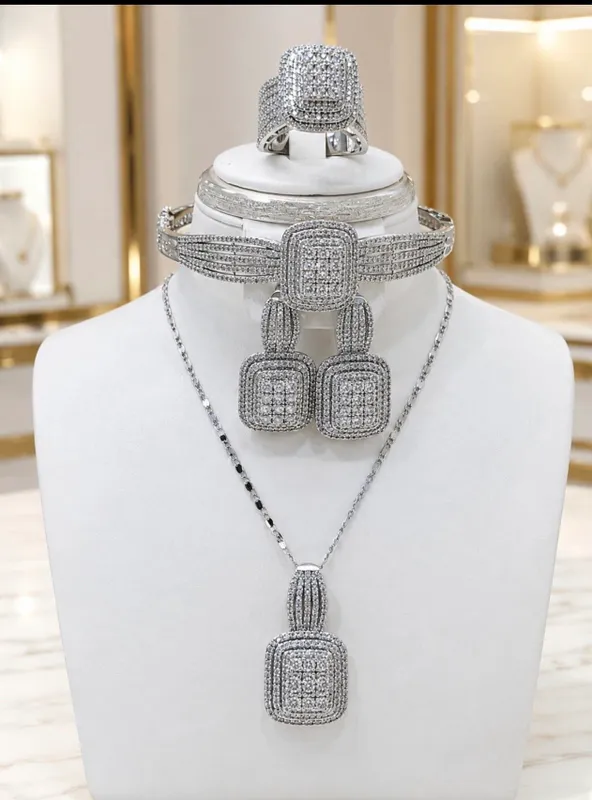 Украшения