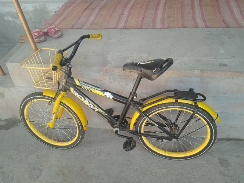Velosped sotiladi Velosped sotiladi