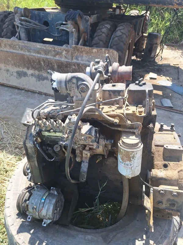 Cummins 4 slendir motoʻr. 4 Cummins 4 slendir motoʻr. 4