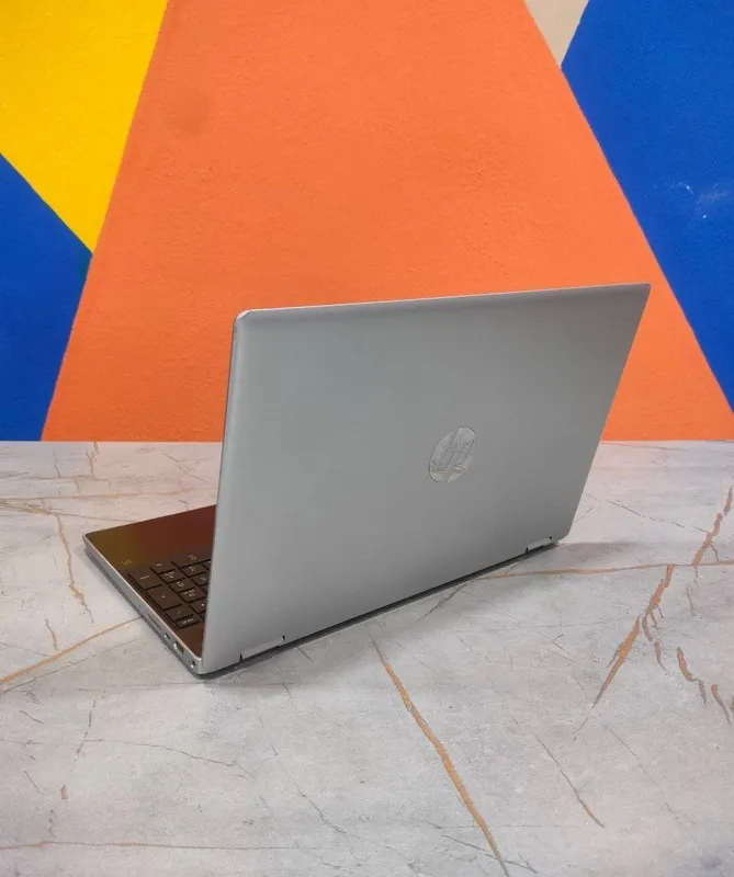 HP Pavilion x360 15 (360° transformator) 1