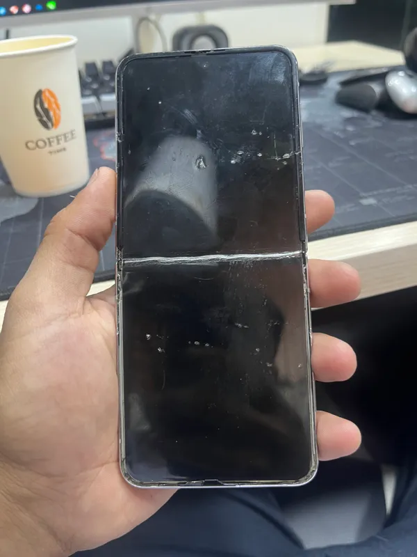 Samsung z flip 3 5g zapchast — фото 2