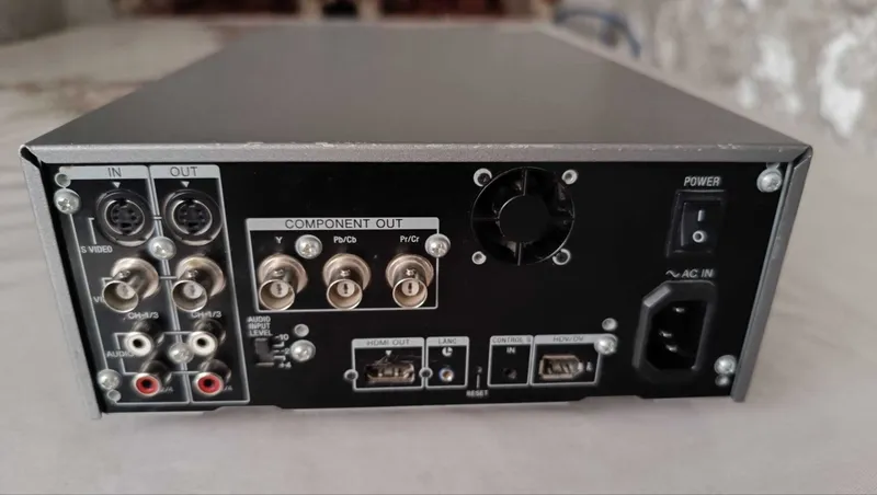 SONY HVR-M25AJ HDV Deck Professional Recorder DVCAM 2 SONY HVR-M25AJ HDV Deck Professional Recorder DVCAM 2