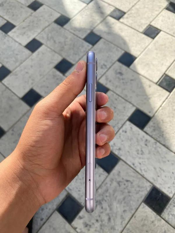 iPhone 11 128