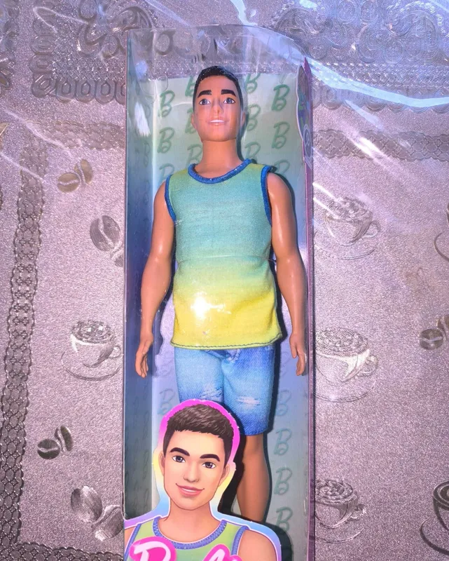 Ken qo‘g‘irchog‘i. Qutida yangi, original Mattel. 2