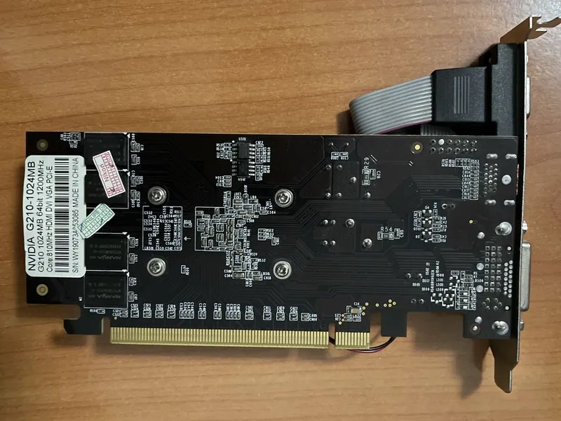 Nvidia G210. 1 gb yangidey turibdi — фото 3