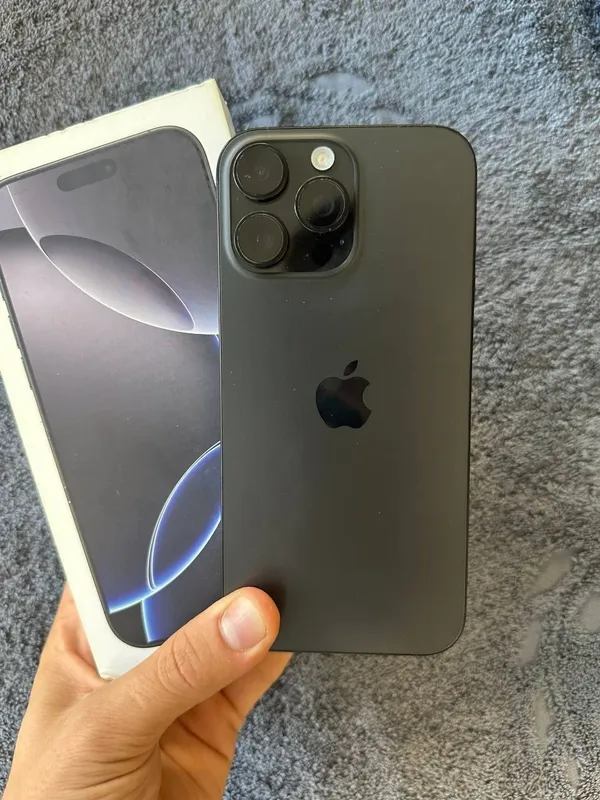 Apple 16 Pro MAX 3 Apple 16 Pro MAX 3
