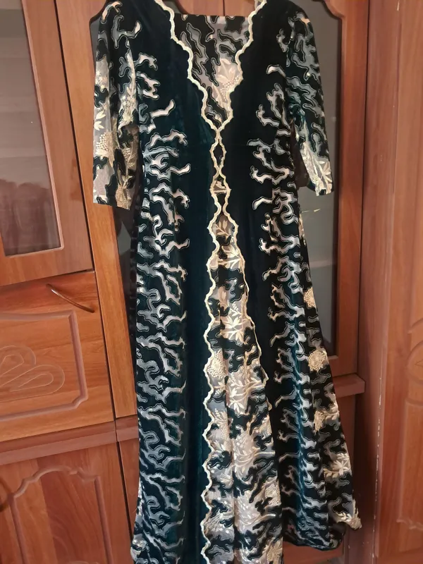 salom koʻylak, materiali qimmat duxoba 2 salom koʻylak, materiali qimmat duxoba 2