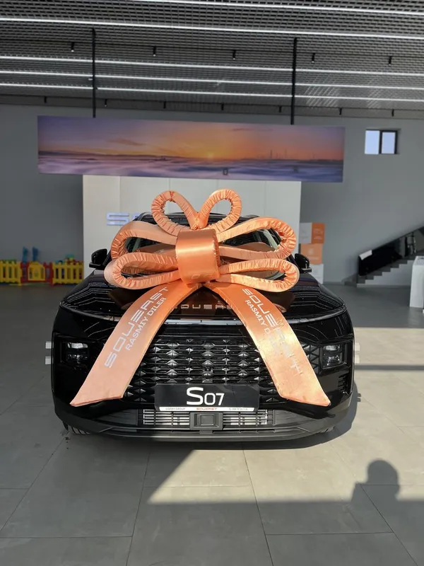 Soueast S07 skidka + 3 ta bonus har bir mijoz uchun.