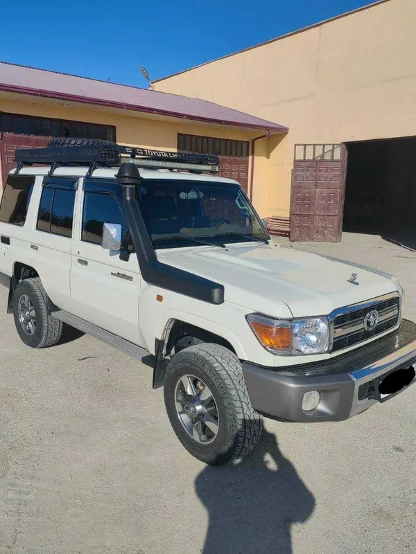 Toyota Land Cruiser 76 2019 года