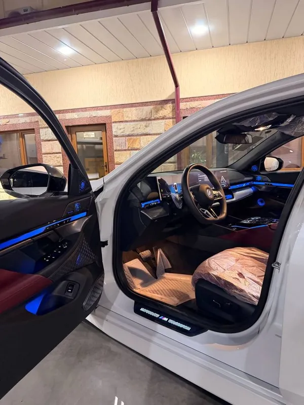 BMW i5 L35 2025/2025 5 BMW i5 L35 2025/2025 5