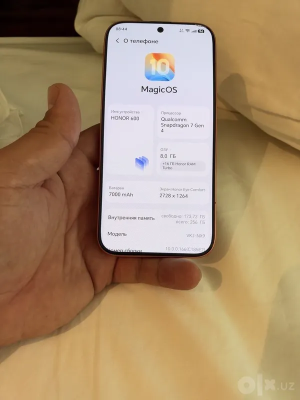 Honor 600 с гарантией 1 Honor 600 с гарантией 1