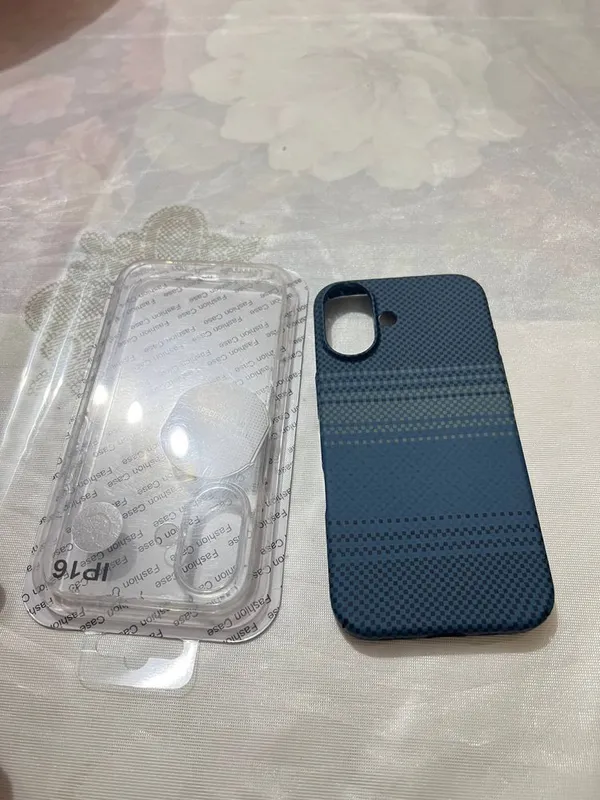 Iphone 16 Black 128 6
