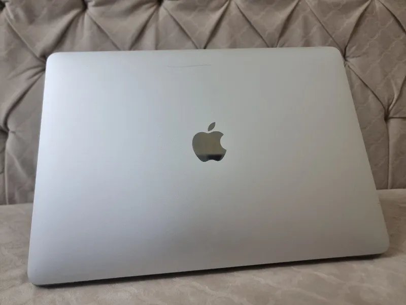 Macbook pro m1 512gb16gb 13inch 7 Macbook pro m1 512gb16gb 13inch 7