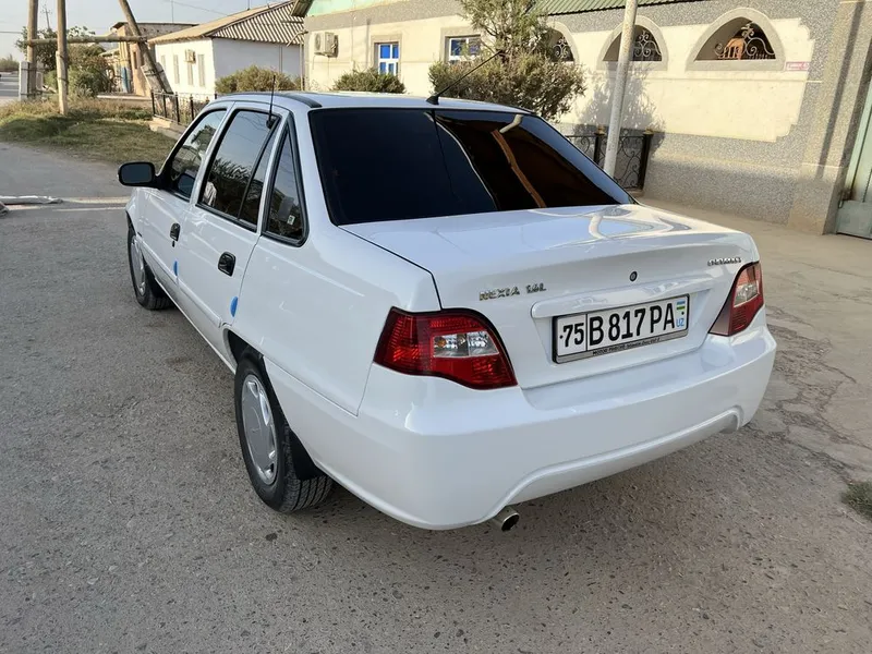 Nexia 2 1.6 lux kansaner 1