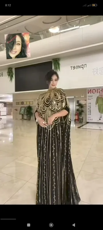 Dubay Vecherni koʻylak. Ichida baza koylagiyam bor