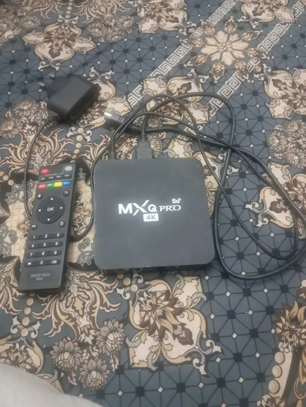 Smart televizor satiladi.