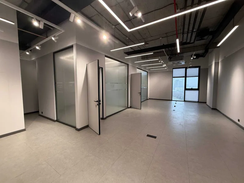 Аренда офиса 98 кв в бизнес центре TRILLIANT Tower 2
