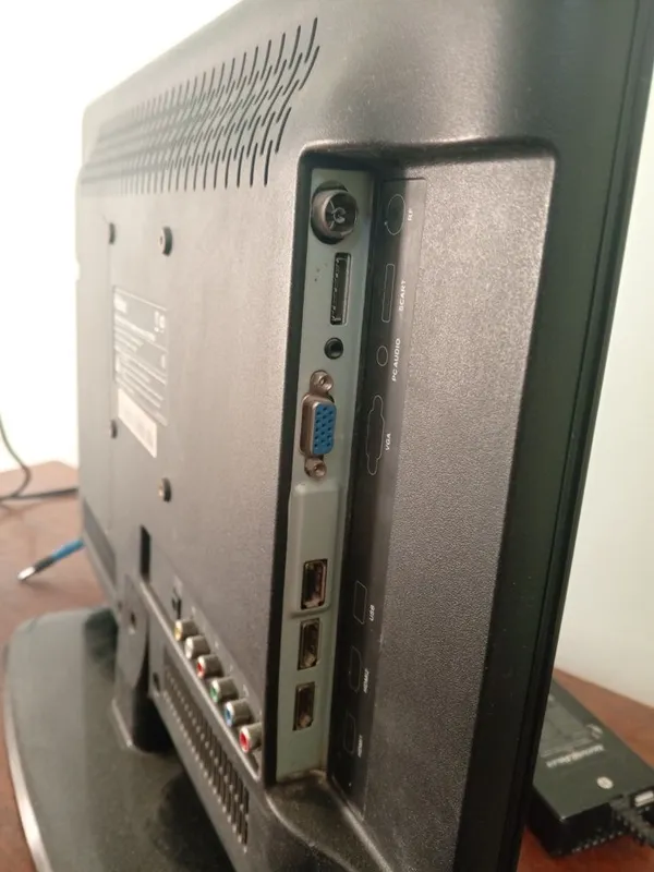 Монитор Haier LE19C600 — фото 3