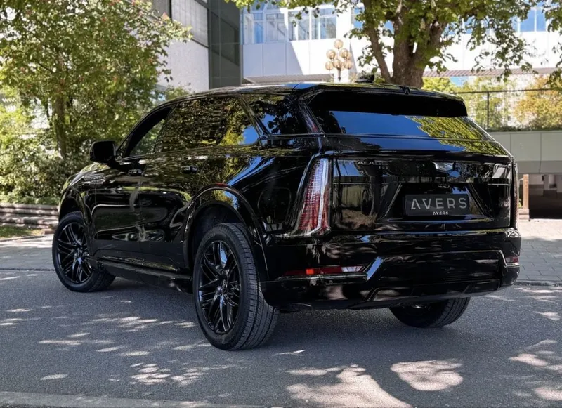 Cadillac Escalade IQ Premium Sport 2026 7 местный 5