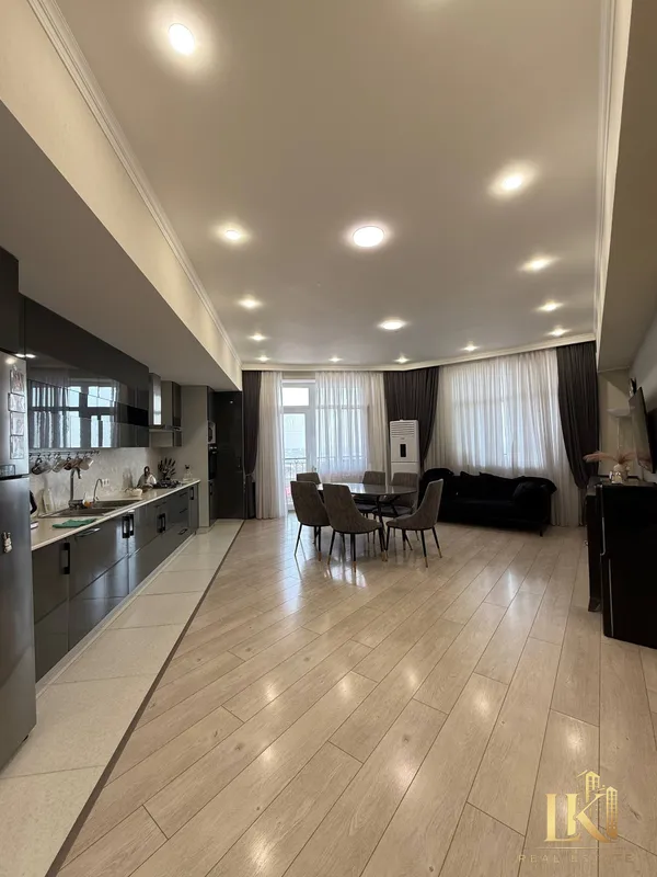 Продаётся 5-комнатная квартира в ЖК Nikitina Residence 8 Продаётся 5-комнатная квартира в ЖК Nikitina Residence 8
