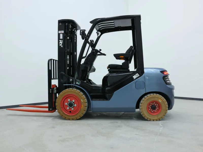 Вилочный электропогрузчик Royal Forklift 3 тонны Кара Kara — фото 2