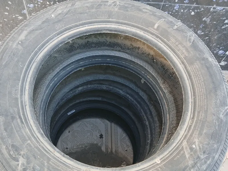 Eski Shina razmeri 195/65 R15 sotiladi 3 Eski Shina razmeri 195/65 R15 sotiladi 3