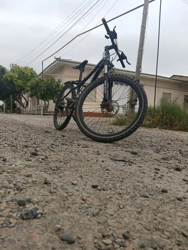 XXLS velosipedi sotiladi narxi 500000 so‘m yana kelishiladi