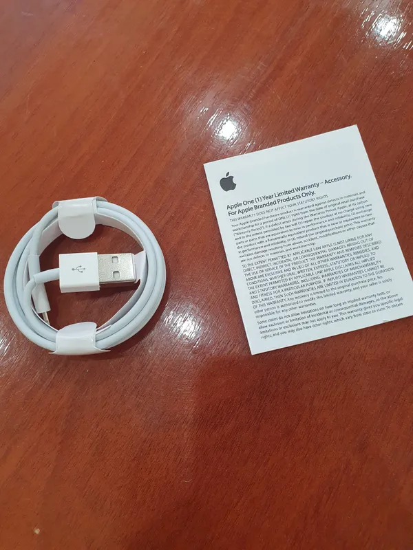 Новый кабель iPhone Lightning to USB (1 м) 2 Новый кабель iPhone Lightning to USB (1 м) 2