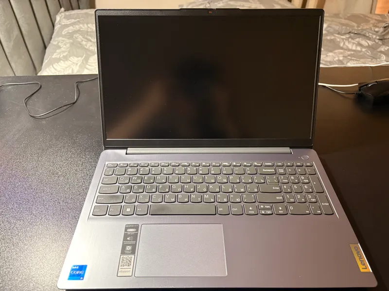 Lenovo IdeaPad 3 15IAU7 1