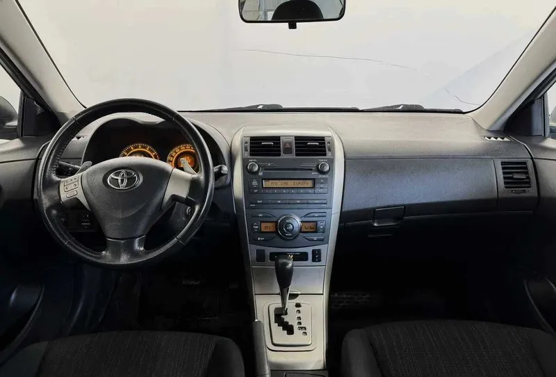 toyota corolla avtomat — фото 2