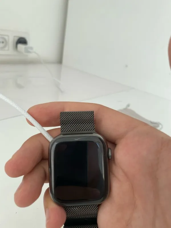 Apple Watch 9 45 mm, stainless steal — фото 1