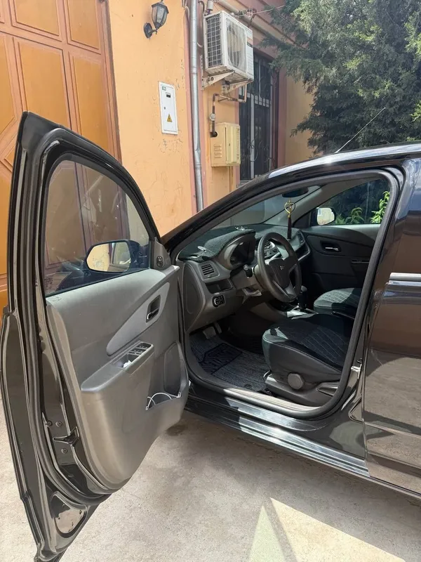 Chevrolet Cobalt — фото 3