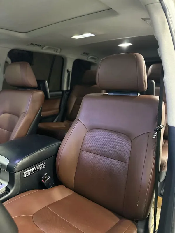 Toyota Land Cruiser 200 — фото 4