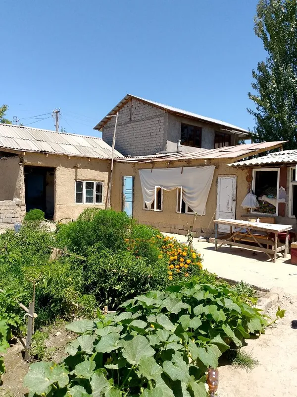 Dacha sotiladi Parkent tumani